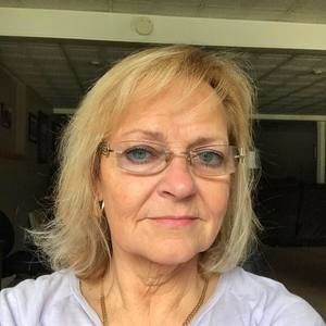 Meet your Posher, Beverly